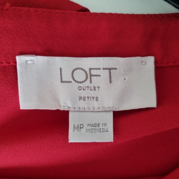 LOFT Ann Taylor Red Back Tie Blouse Size M Petite - Picture 5 of 6